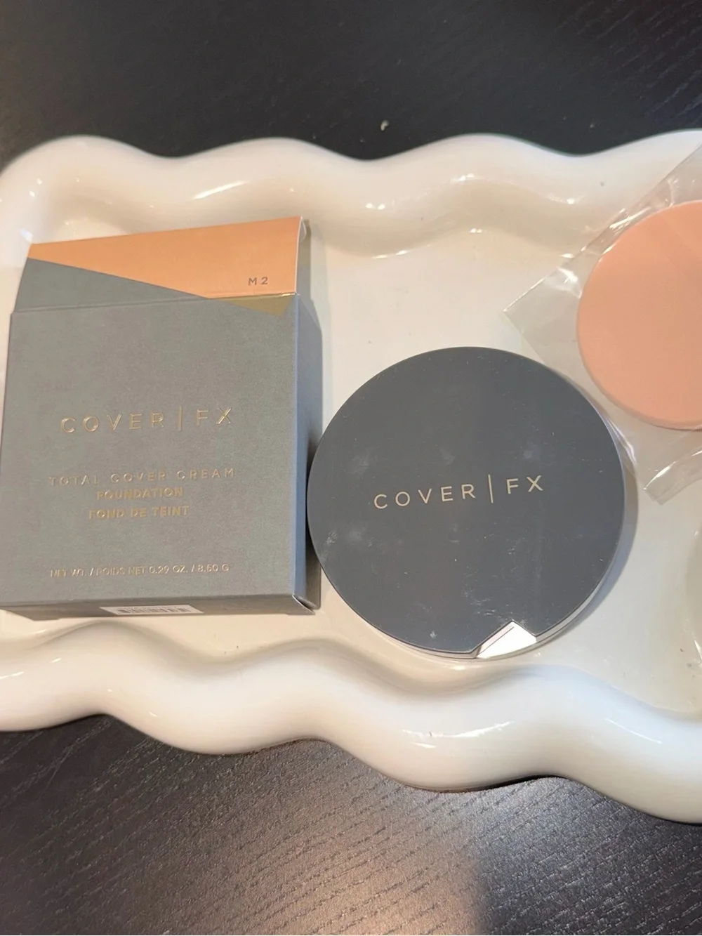 NIB COVER FX Total Cover Cream Foundation - Shade M2 Medium Neutral Undertones